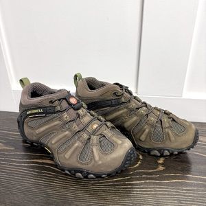 Merrell Vibram men’s hiking shoes size 7
